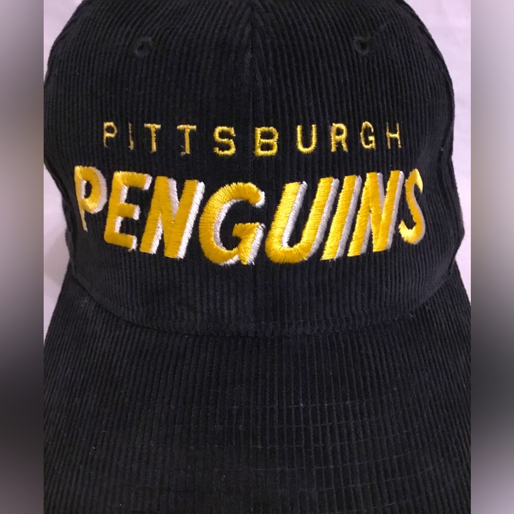 Starter Authentic 90s Corduroy Pittsburgh Penguins NHL Hockey SnapBack Hat Cap